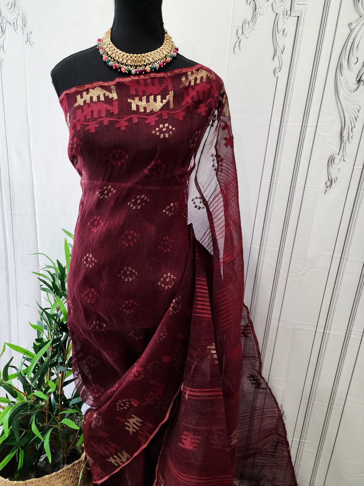 Farin - Beautiful Dhakai Jamdani Saree