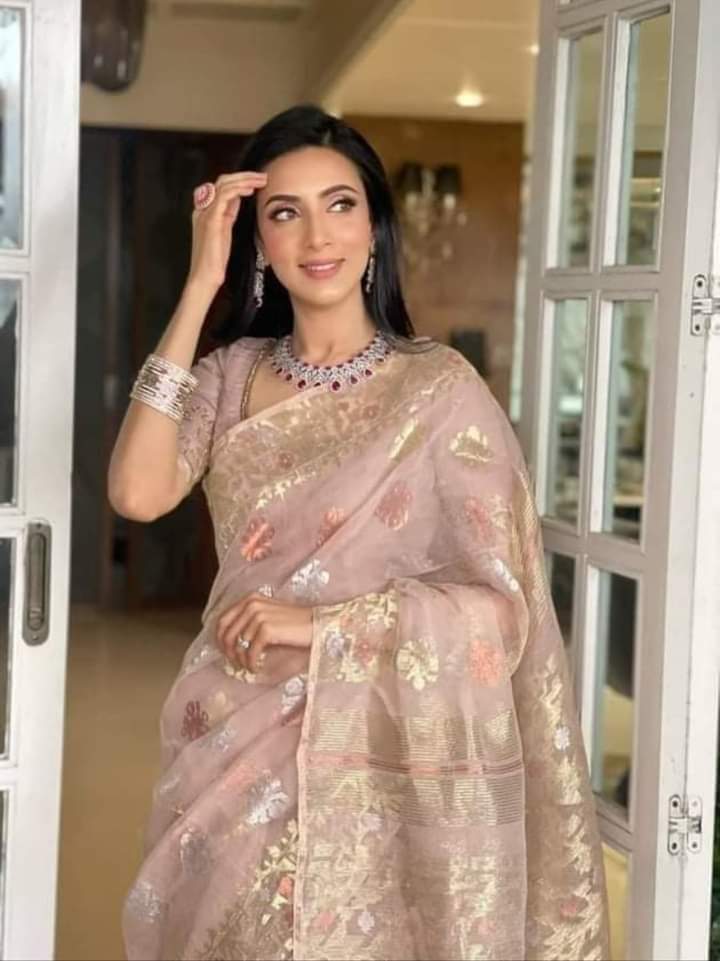 Prachi - Beautiful Jamdani Saree