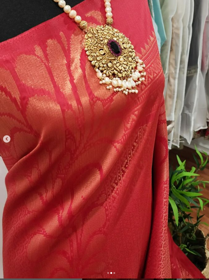 Ruby - Red Copper Zari woven Silk Saree 051